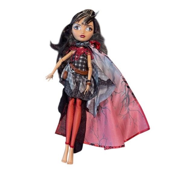 Ever After High Cerise Hood Doll - Picture 1 of 3